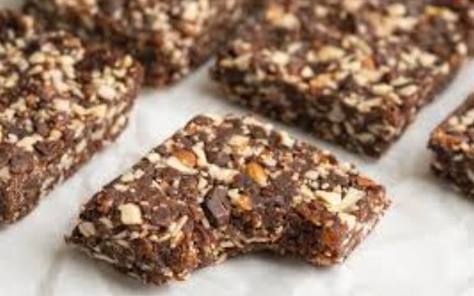 almond cocoa energy bars