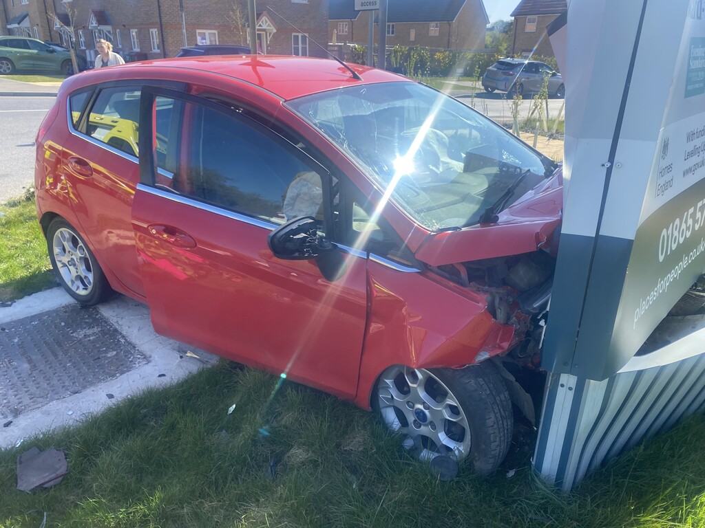 picture of crash car